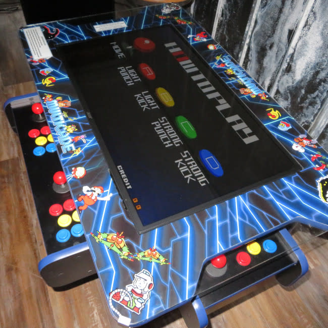 3  Sided Arcade Cocktail Table 3000 Game Package