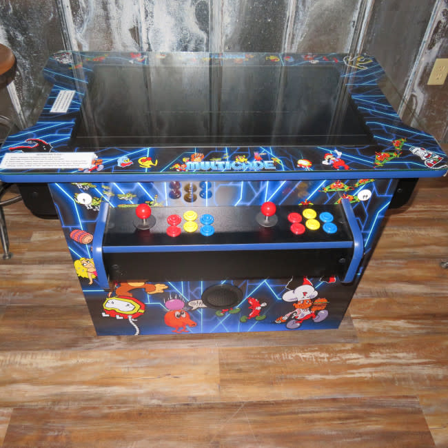 3  Sided Arcade Cocktail Table 3000 Game Package